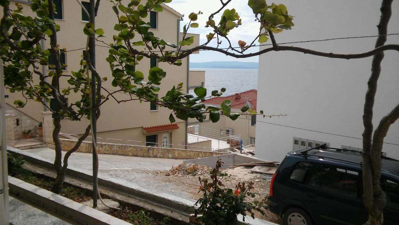 Family Friendly Apartments With A Swimming Pool Businci, Ciovo - 11232 Trogir Exteriör bild