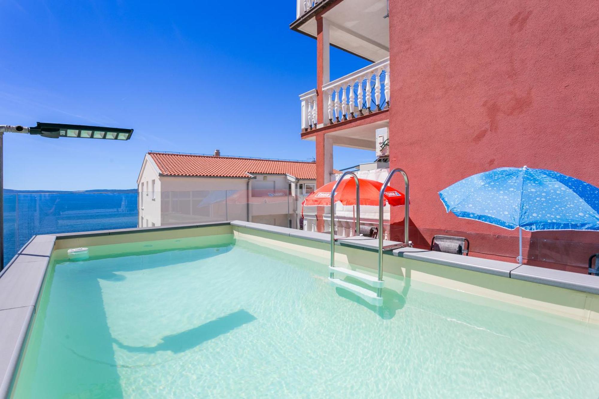 Family Friendly Apartments With A Swimming Pool Businci, Ciovo - 11232 Trogir Exteriör bild